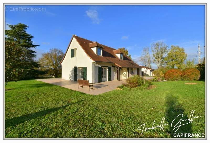 Maison à VALLENAY