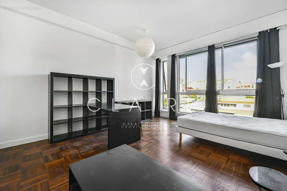 Appartement à PARIS-10E