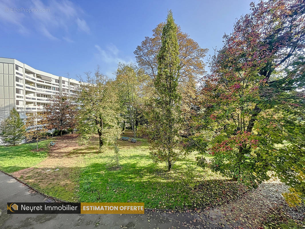 Appartement à OULLINS