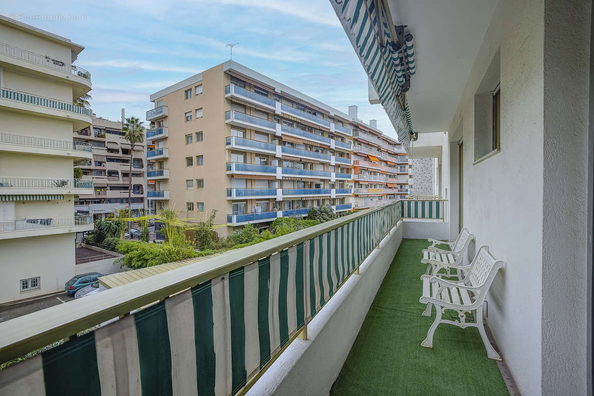 Appartement à CAGNES-SUR-MER