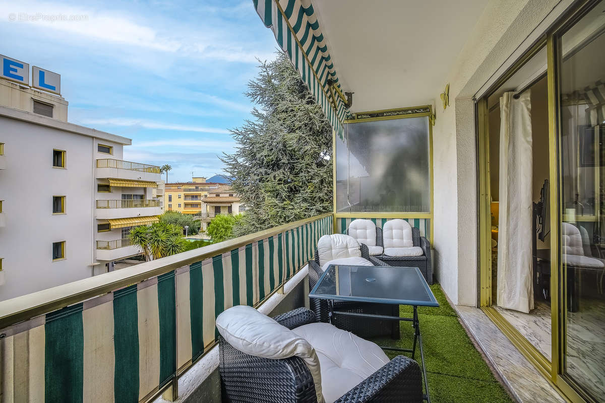 Appartement à CAGNES-SUR-MER