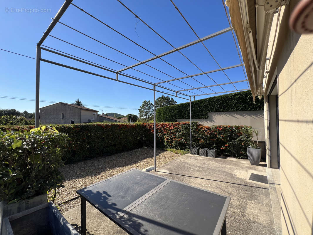 Appartement à VAISON-LA-ROMAINE