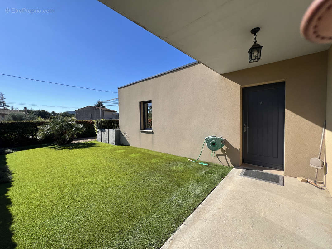 Appartement à VAISON-LA-ROMAINE