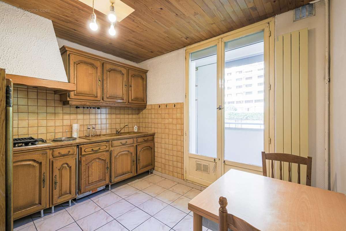 Appartement à SEYSSINET-PARISET