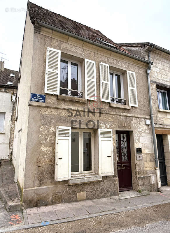 Maison à PONT-SAINTE-MAXENCE