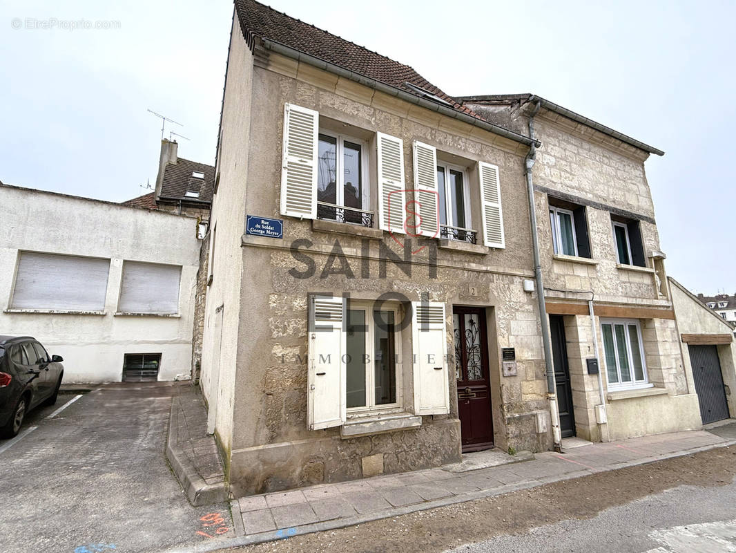 Maison à PONT-SAINTE-MAXENCE