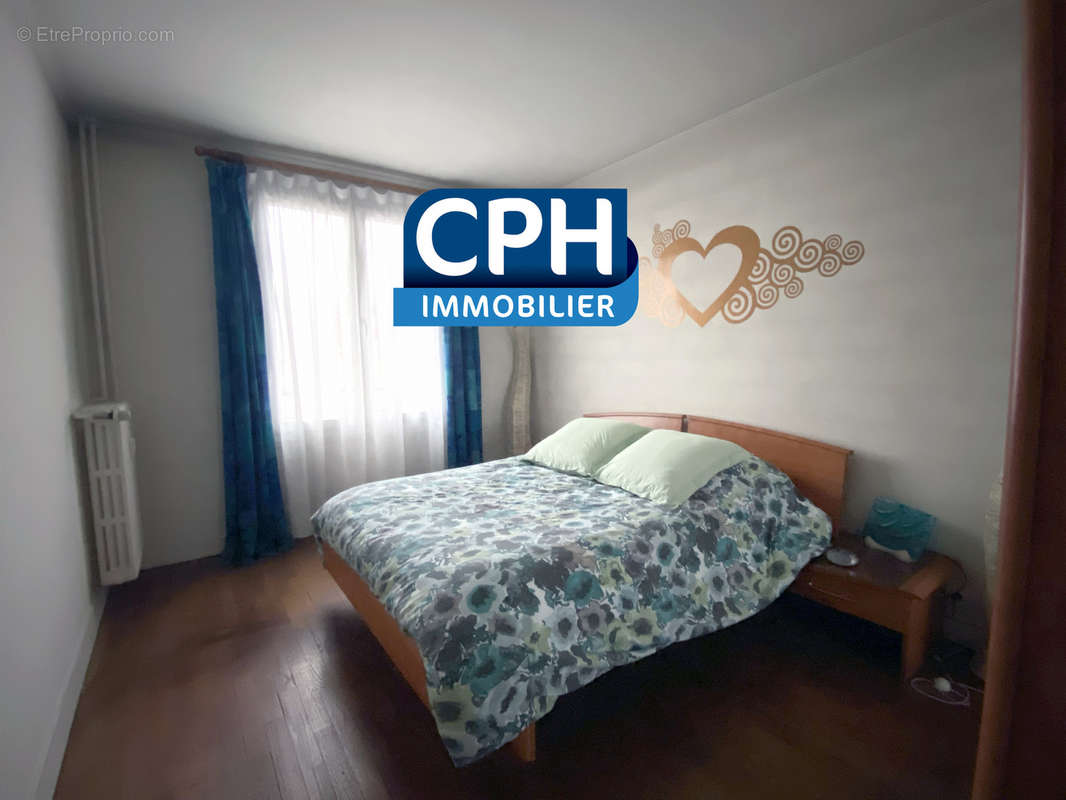 Appartement à MONTROUGE