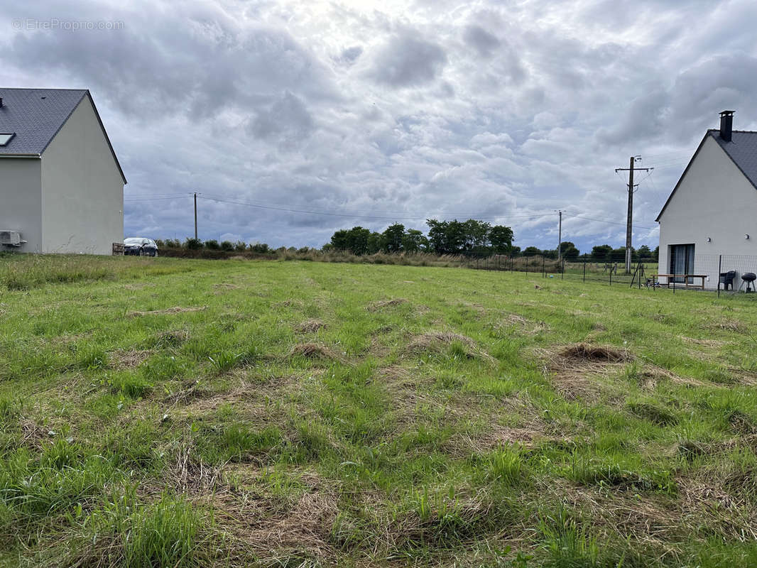 Terrain à LE BENY-BOCAGE