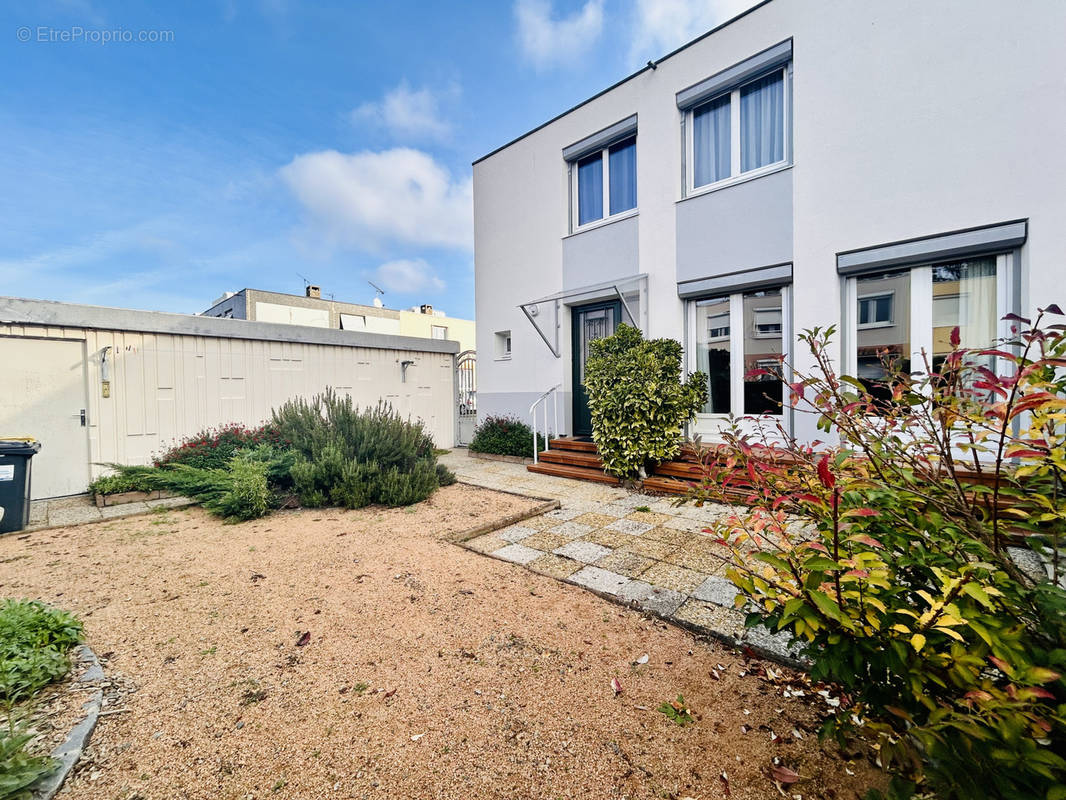 Maison à CLERMONT-FERRAND