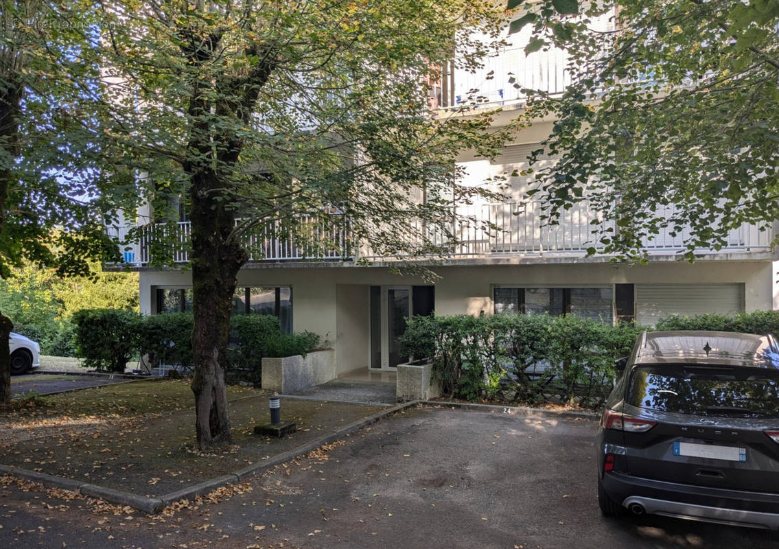 Appartement à SAINTES