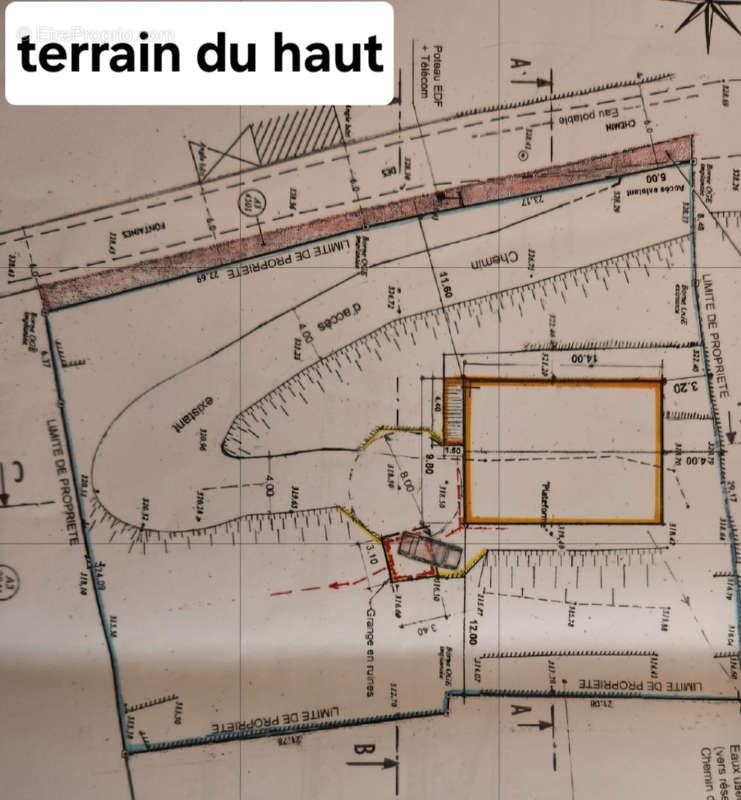 Terrain à AUBENAS