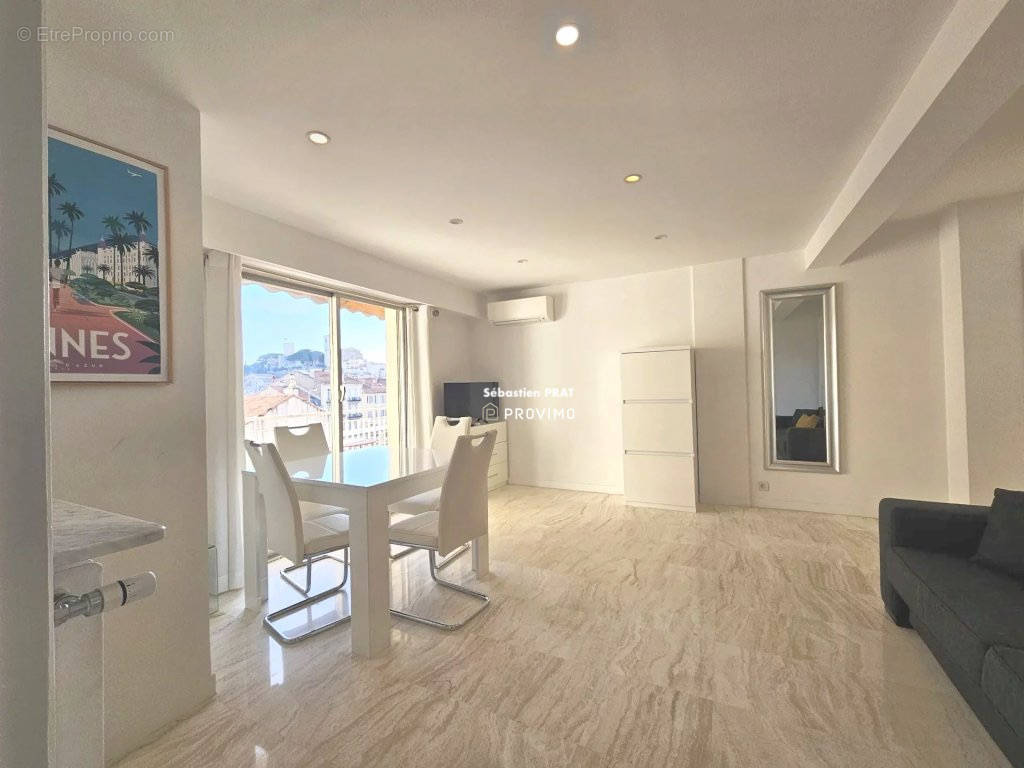 Appartement à CANNES