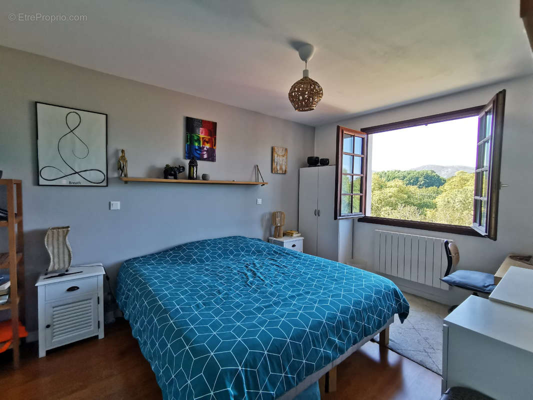 Appartement à URRUGNE