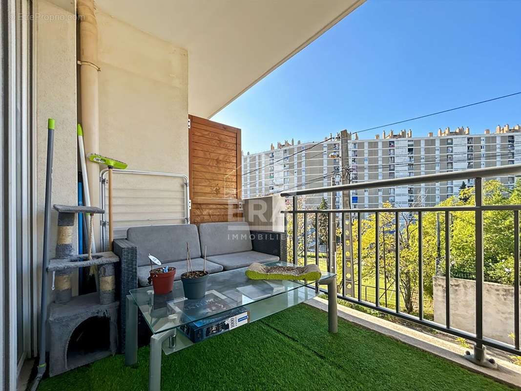 Appartement à MARSEILLE-13E