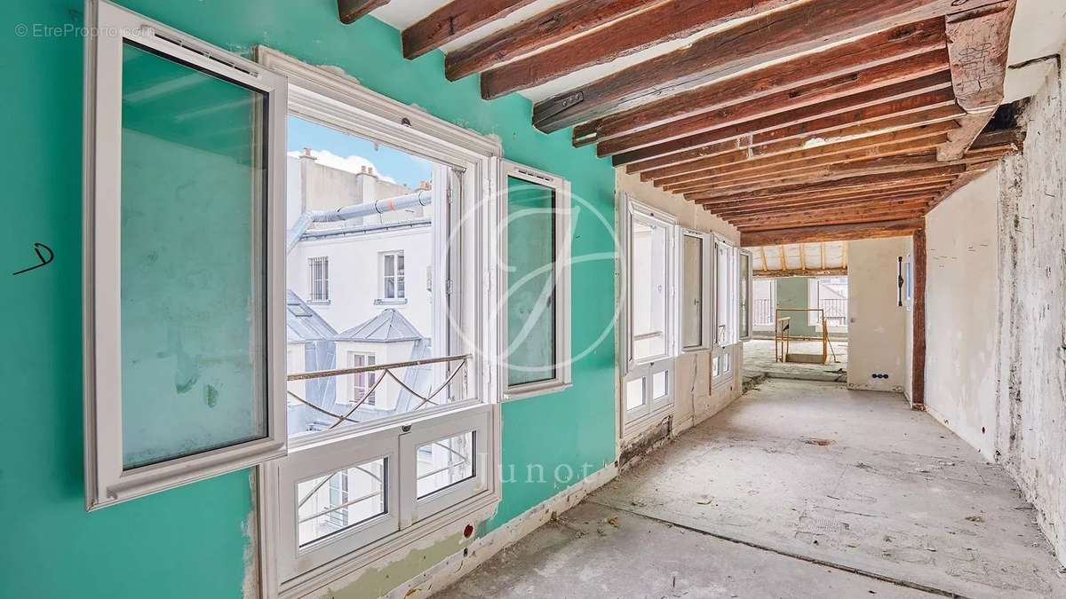 Appartement à PARIS-4E