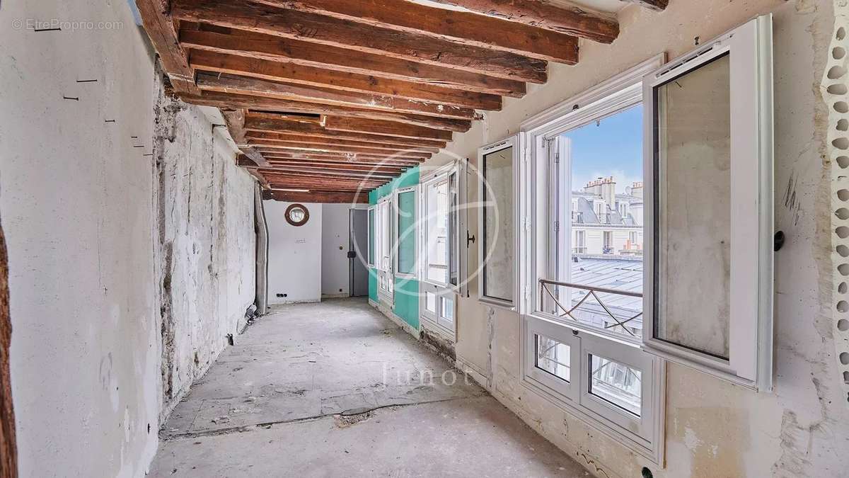 Appartement à PARIS-4E