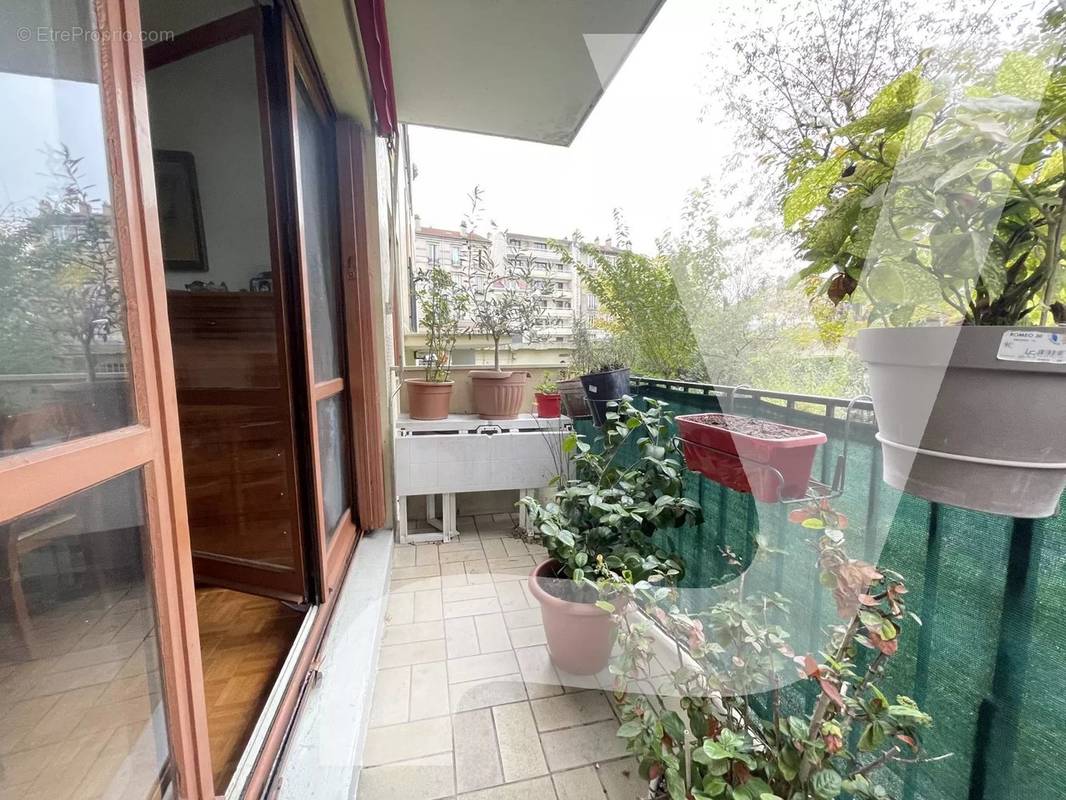 Appartement à FONTENAY-SOUS-BOIS