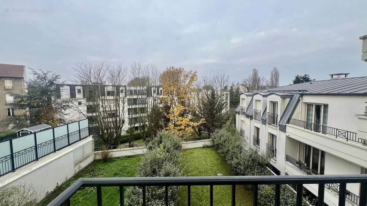 Appartement à LE RAINCY