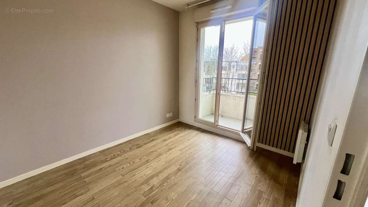 Appartement à LE RAINCY