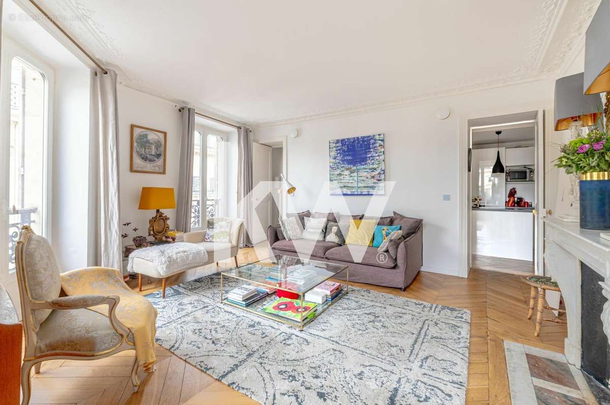 Appartement à PARIS-4E