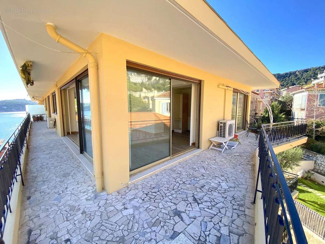 Appartement à VILLEFRANCHE-SUR-MER