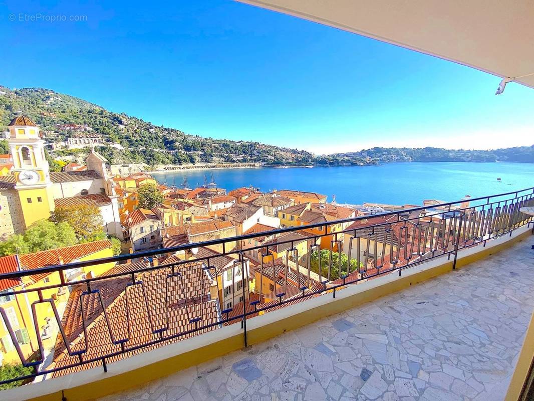 Appartement à VILLEFRANCHE-SUR-MER