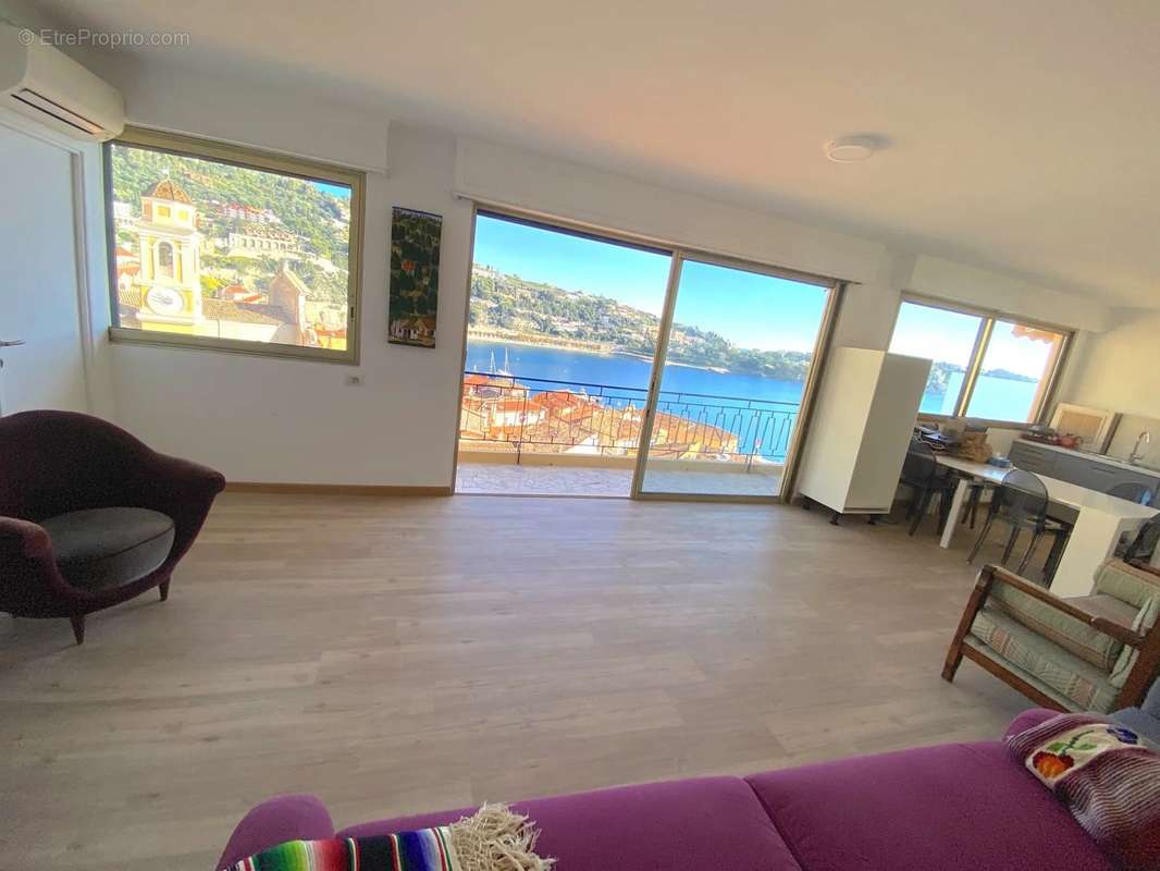 Appartement à VILLEFRANCHE-SUR-MER