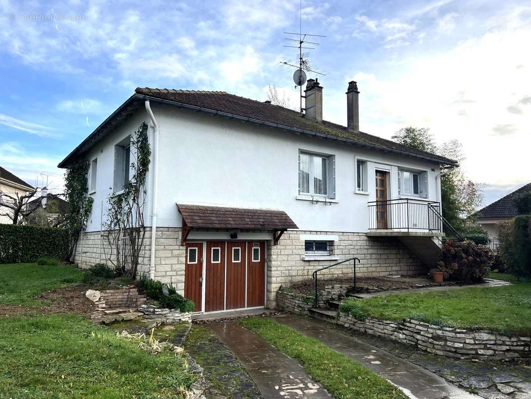 Maison à SAINT-GEORGES-SUR-BAULCHE