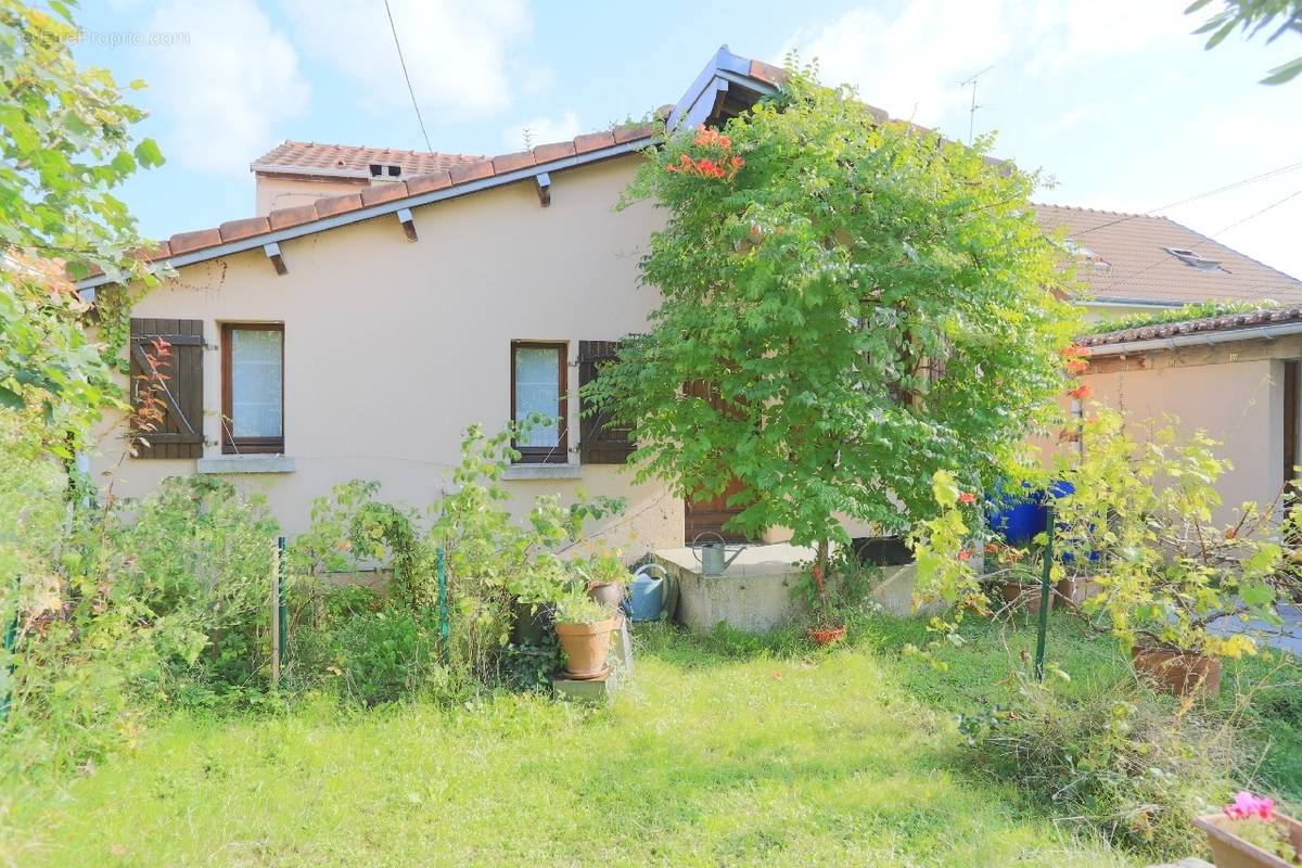 Maison à YERRES