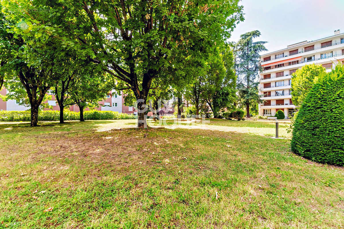 Appartement à CALUIRE-ET-CUIRE