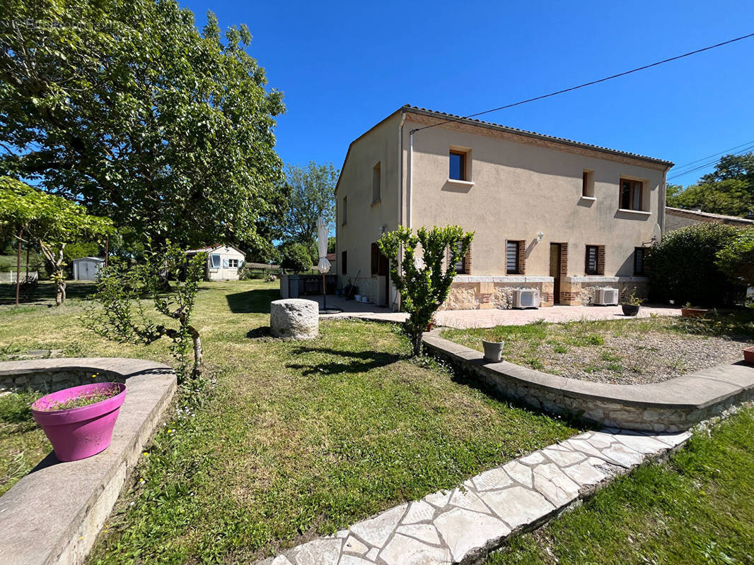 Maison à CASTILLONNES