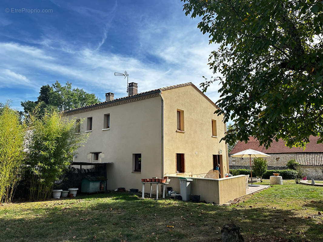 Maison à CASTILLONNES