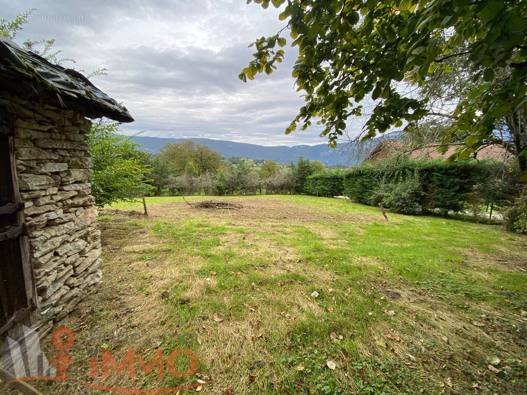 Terrain à AIGUEBELETTE-LE-LAC