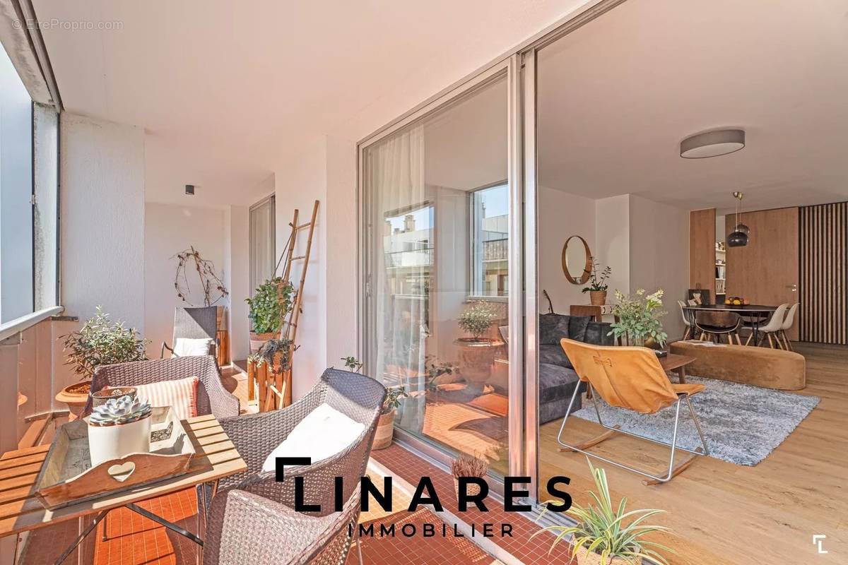 Appartement à MARSEILLE-7E