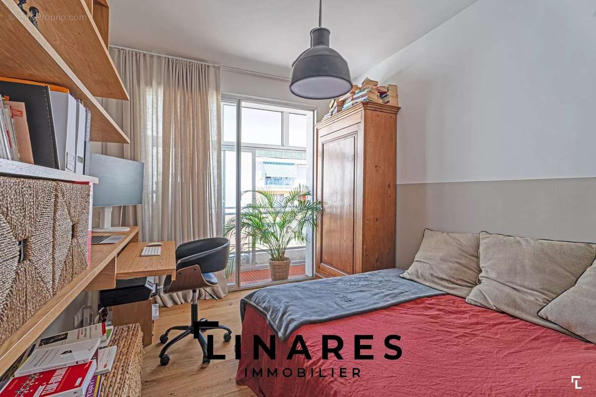 Appartement à MARSEILLE-7E