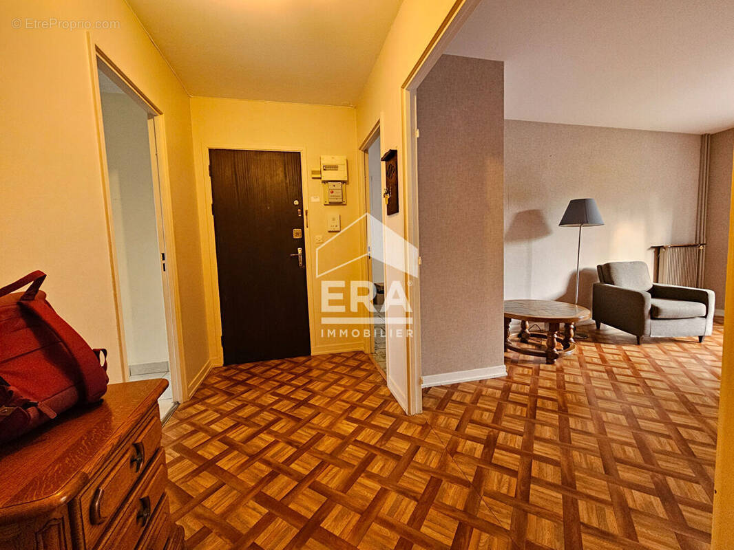 Appartement à NEUILLY-SUR-MARNE