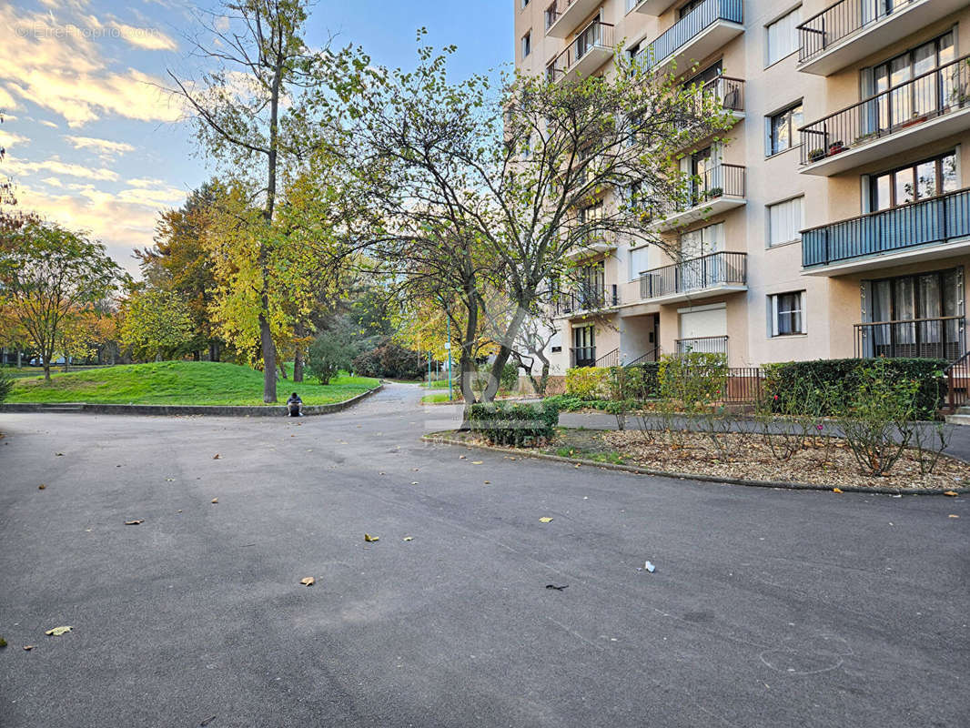 Appartement à NEUILLY-SUR-MARNE