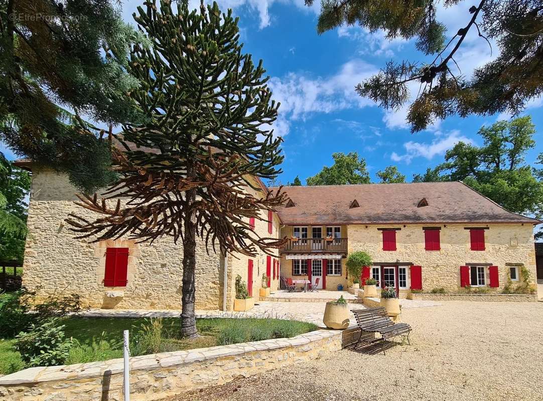 Maison à SARLAT-LA-CANEDA