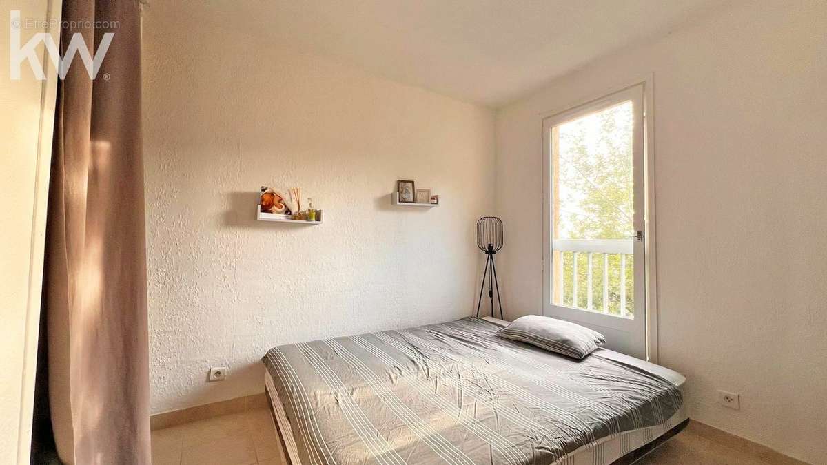 Appartement à BORMES-LES-MIMOSAS