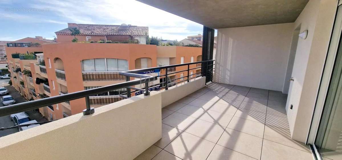 Appartement à FREJUS