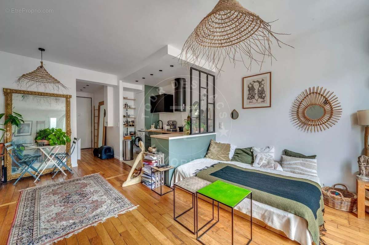 Appartement à PARIS-12E