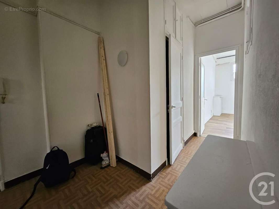 Appartement à MARSEILLE-3E