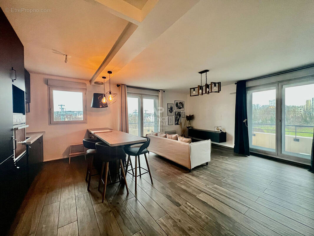 Appartement à SAINT-OUEN-L&#039;AUMONE