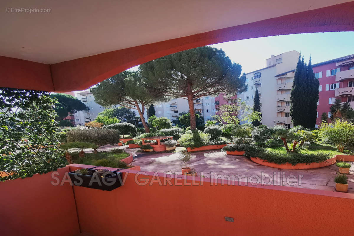 Appartement à HYERES