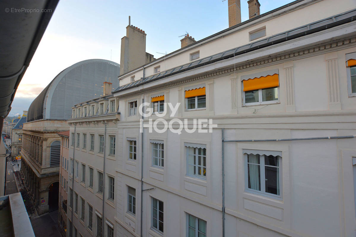 Appartement à LYON-1E