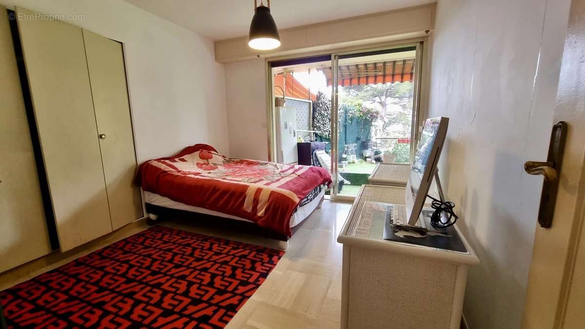 Appartement à LE CANNET