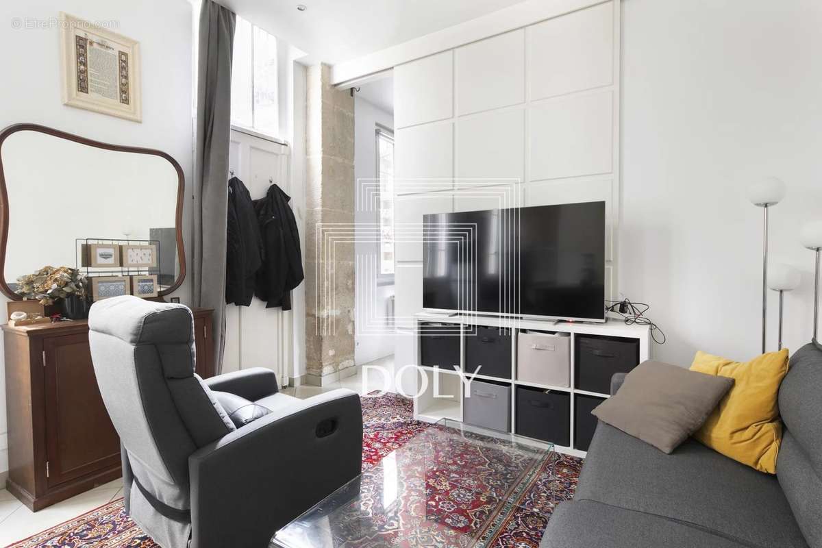 Appartement à PARIS-3E