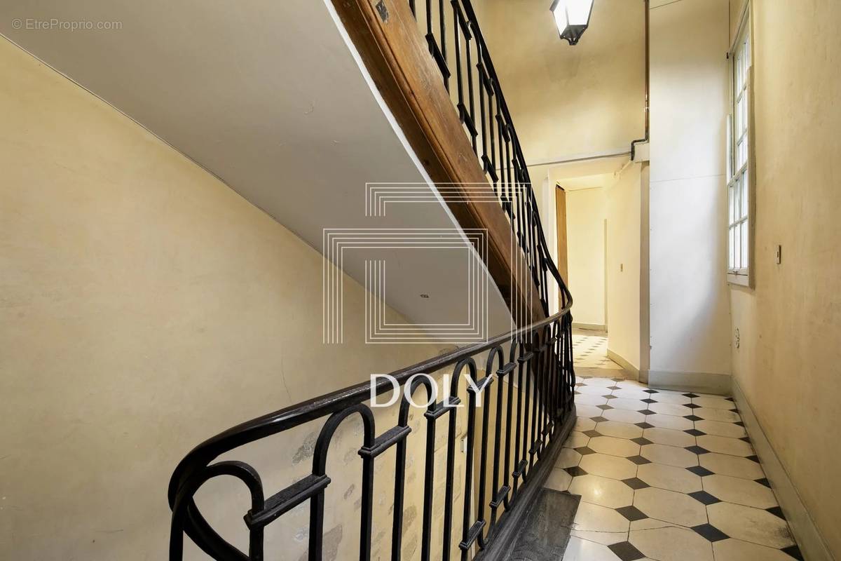 Appartement à PARIS-4E