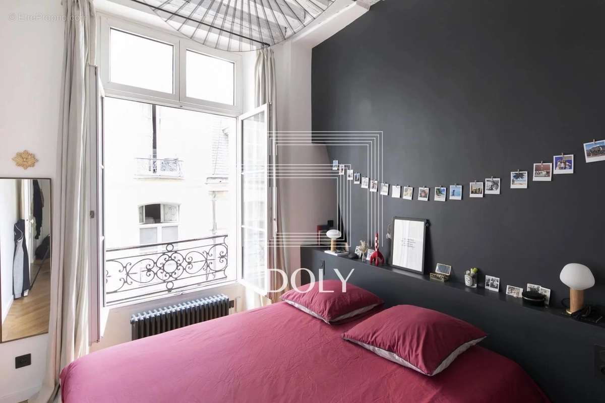 Appartement à PARIS-8E