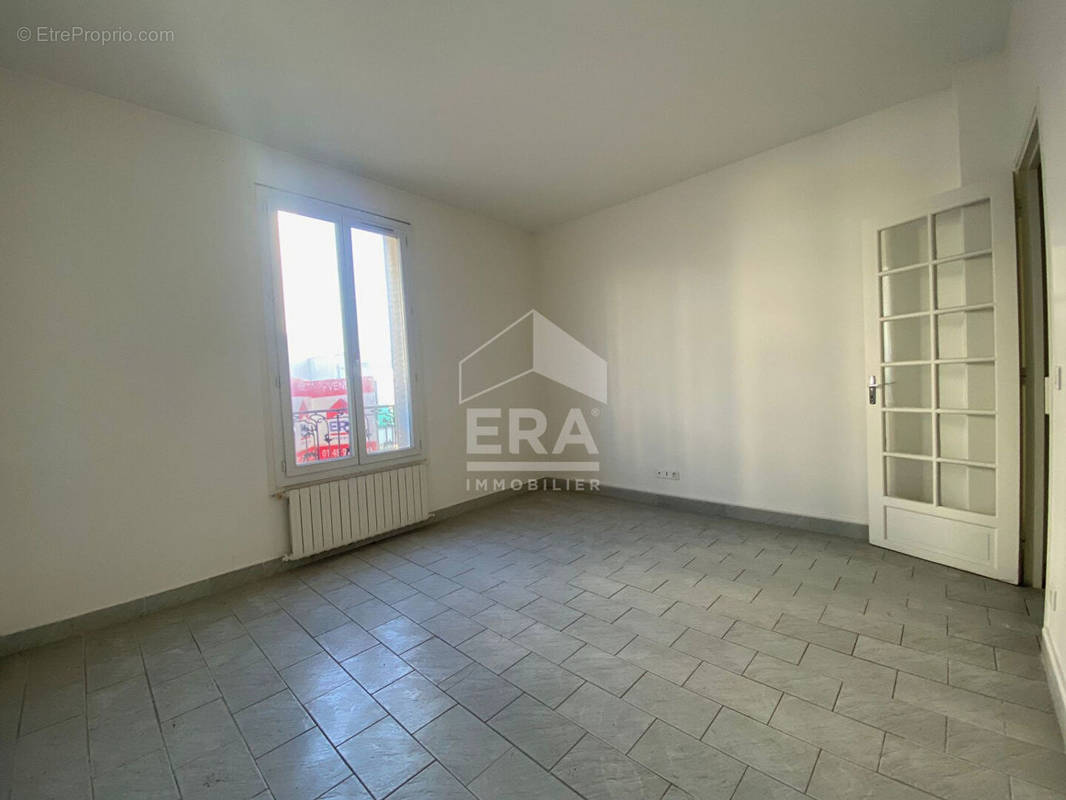 Appartement à IVRY-SUR-SEINE